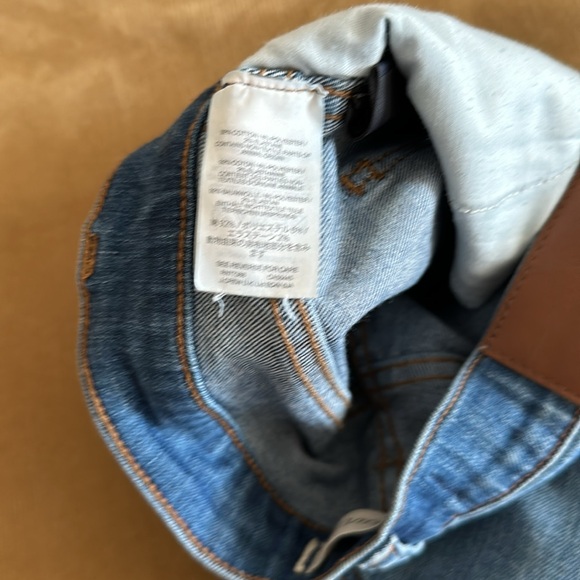 Women’s Madewell Distressed Skinny Ankle Jeans - Picture 4 of 10